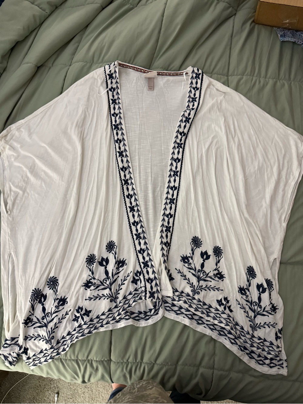 Knox Rose White Open-Front Embroidered Poncho with Navy Trim